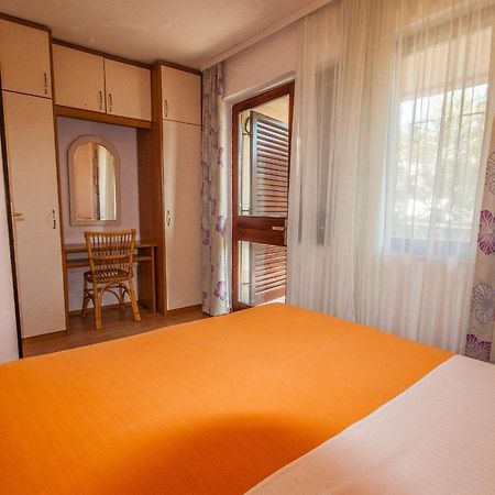 פאקוסטאן Apartments Rosanda מראה חיצוני תמונה